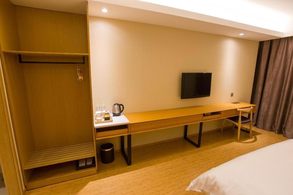 Ji Hotel Hangzhou Xihu Fengqi Road מראה חיצוני תמונה